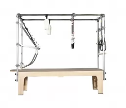 Exercice de yoga Formation de Maple Pilates Cadillac Reformer