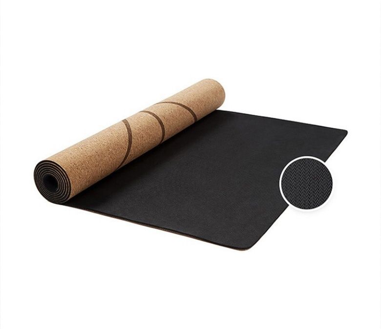 Mat de yoga en caoutchouc en liège de qualité studio avec lignes d'alignement