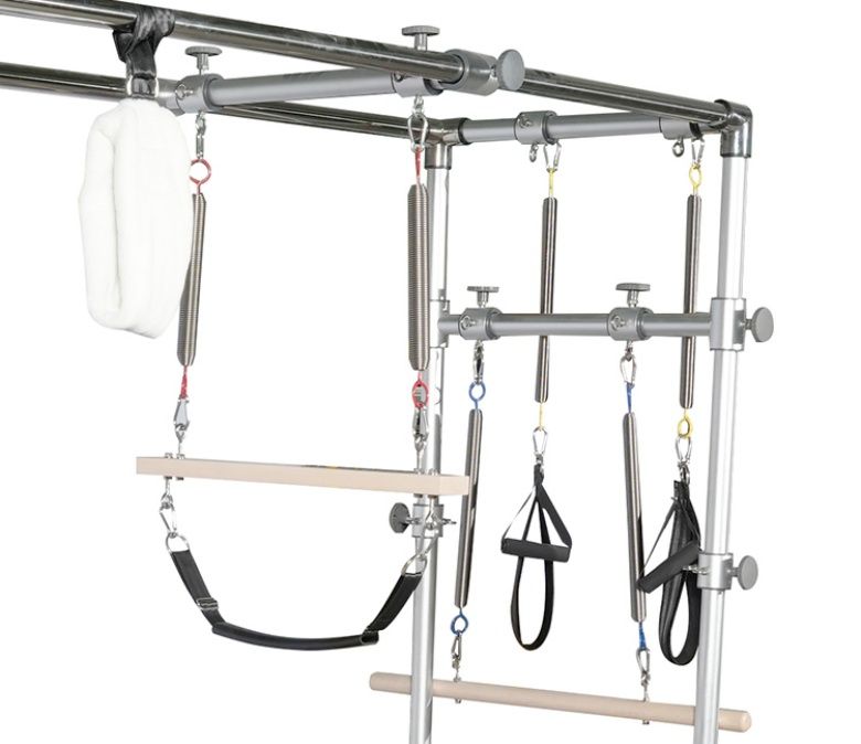 Exercice de yoga Formation de Maple Pilates Cadillac Reformer