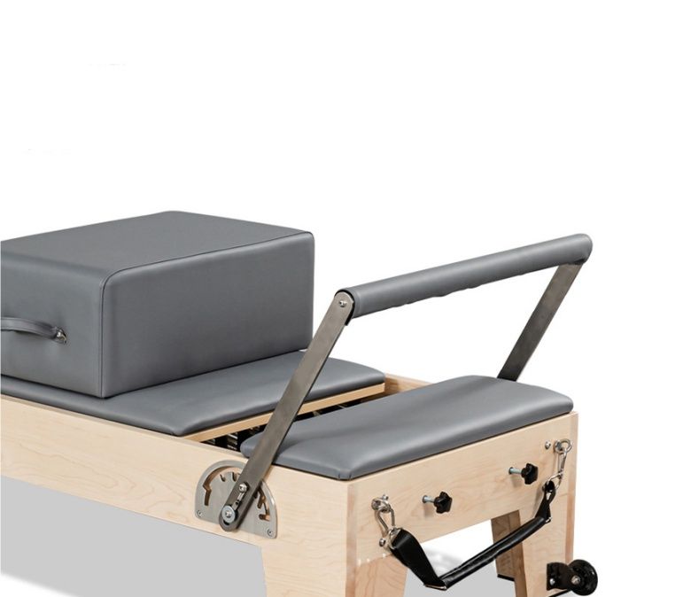 Studio Pilates Maple Reformer avec demi-trapèze