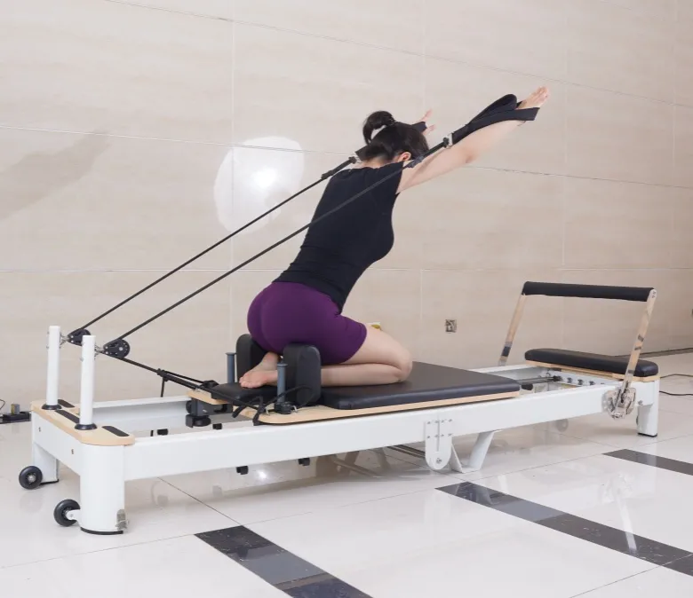 Réformateur de pilates pliables en aluminium blanc à vendre