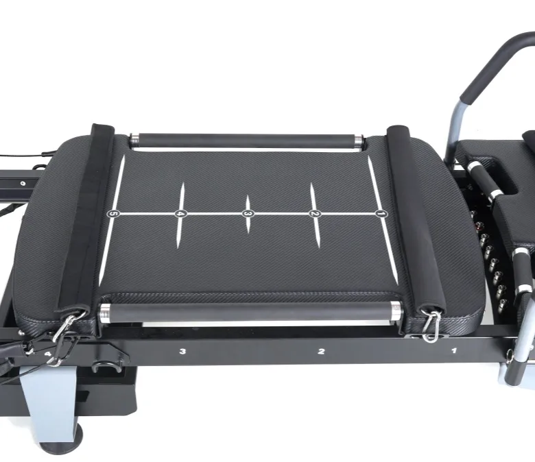 Grande machine multifonctionnelle de reformage Pilates avec boîte de rangement